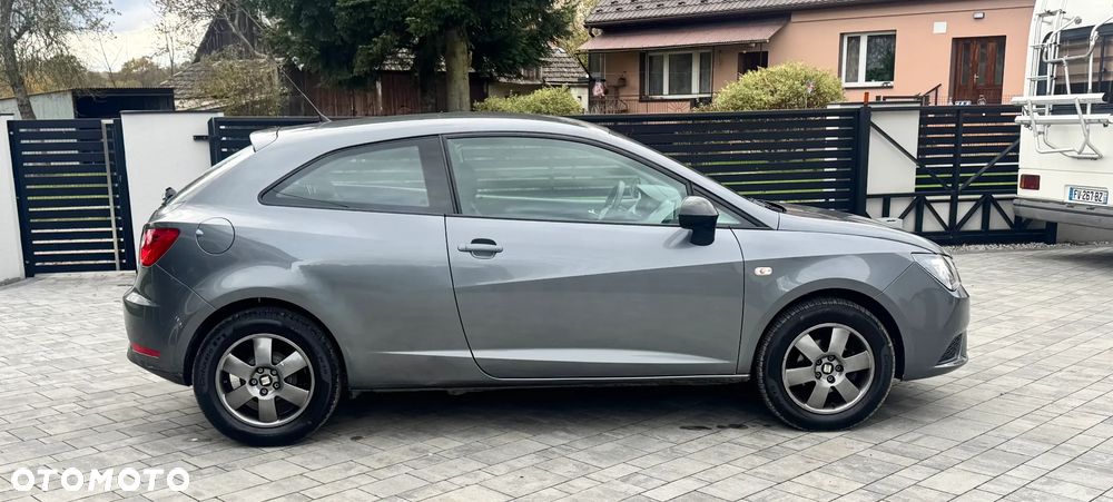 Seat Ibiza SC 1.4 16V Style Salsa - 8