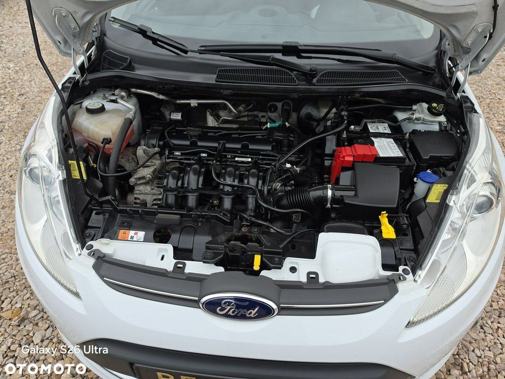 Ford Fiesta 1.25 Titanium - 38