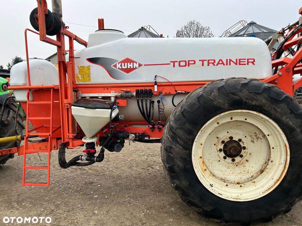 Kuhn Top Trainer - 22