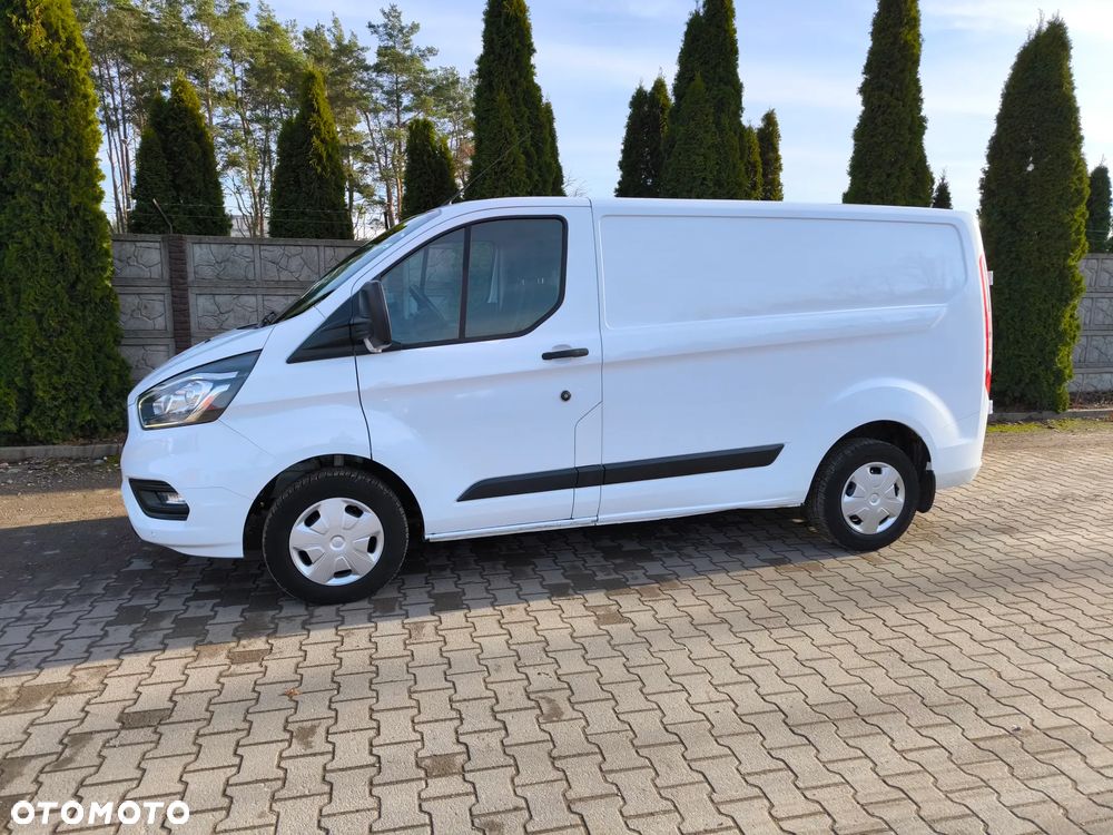 Ford TRANSIT CUSTOM - 4