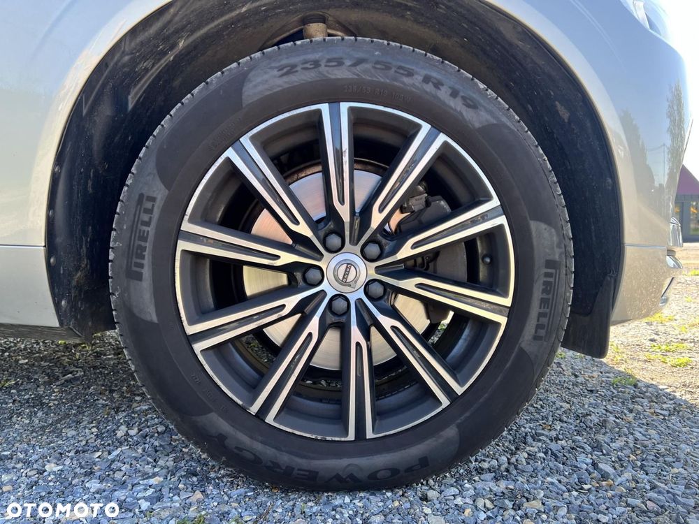 Volvo XC 60 - 32
