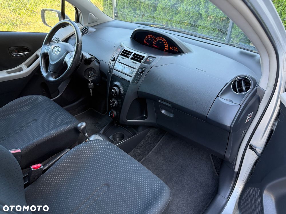 Toyota Yaris 1.33 VVT-i Multi Mode Executive - 14