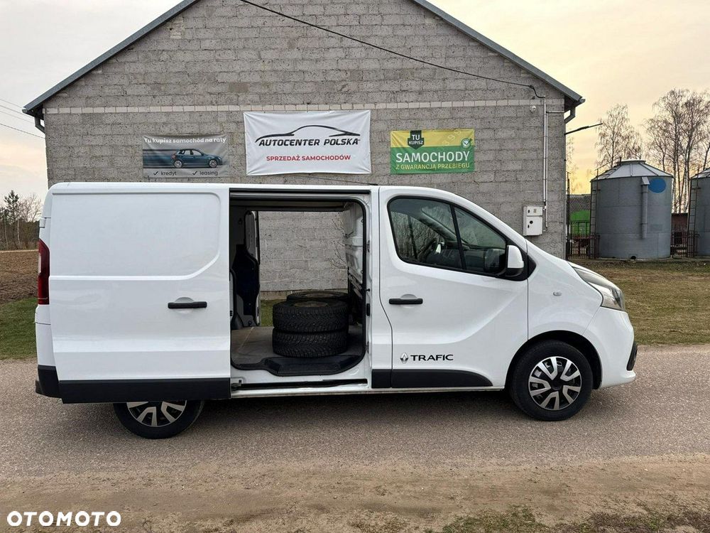 Renault Trafic - 2