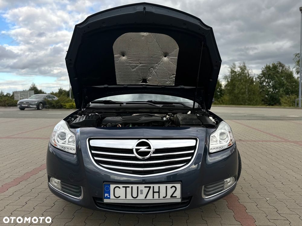 Opel Insignia 2.0 T Cosmo 4x4 - 12