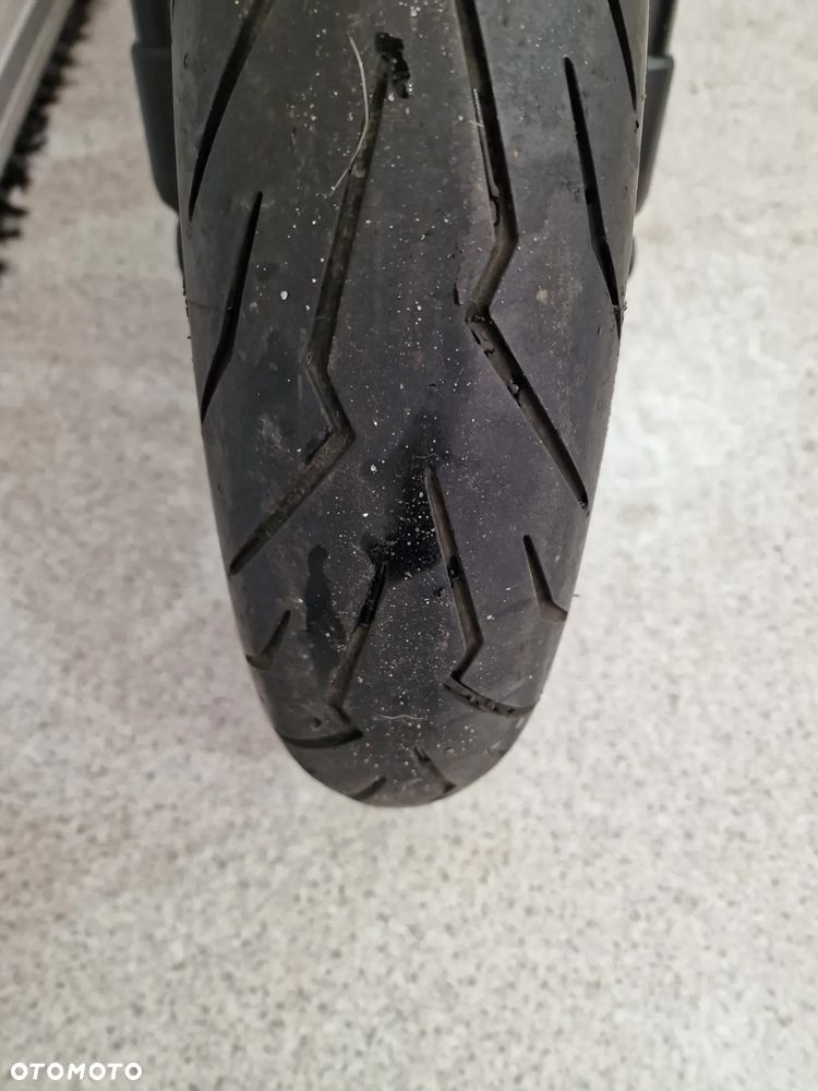 Yamaha FZ - 11