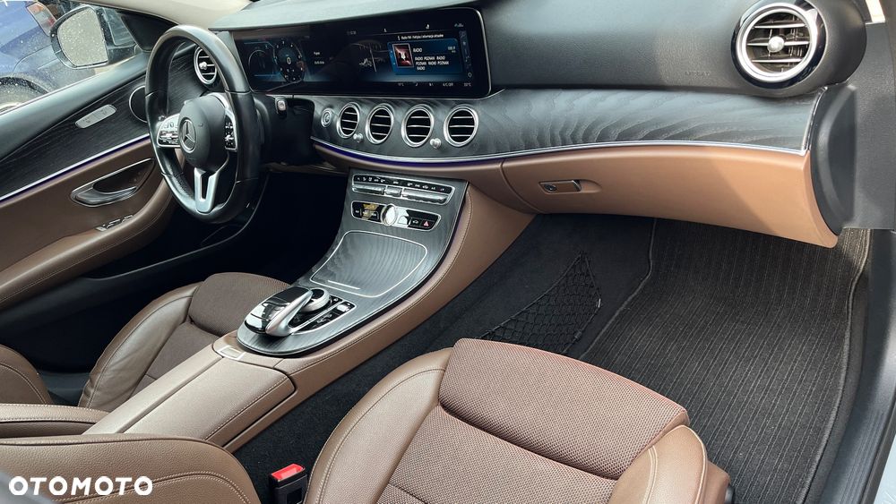 Mercedes-Benz Klasa E 220 d 9G-TRONIC - 6