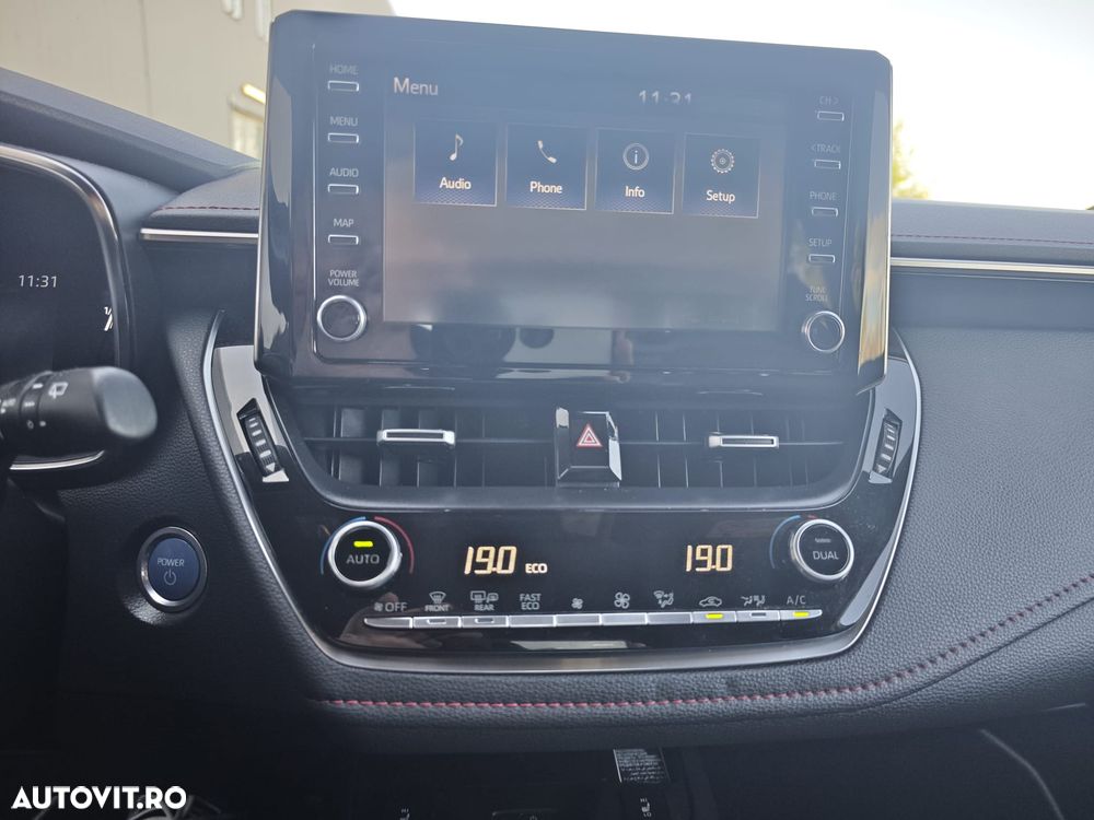 Toyota Corolla 1.8 HSD Exclusive interior Negru - 16