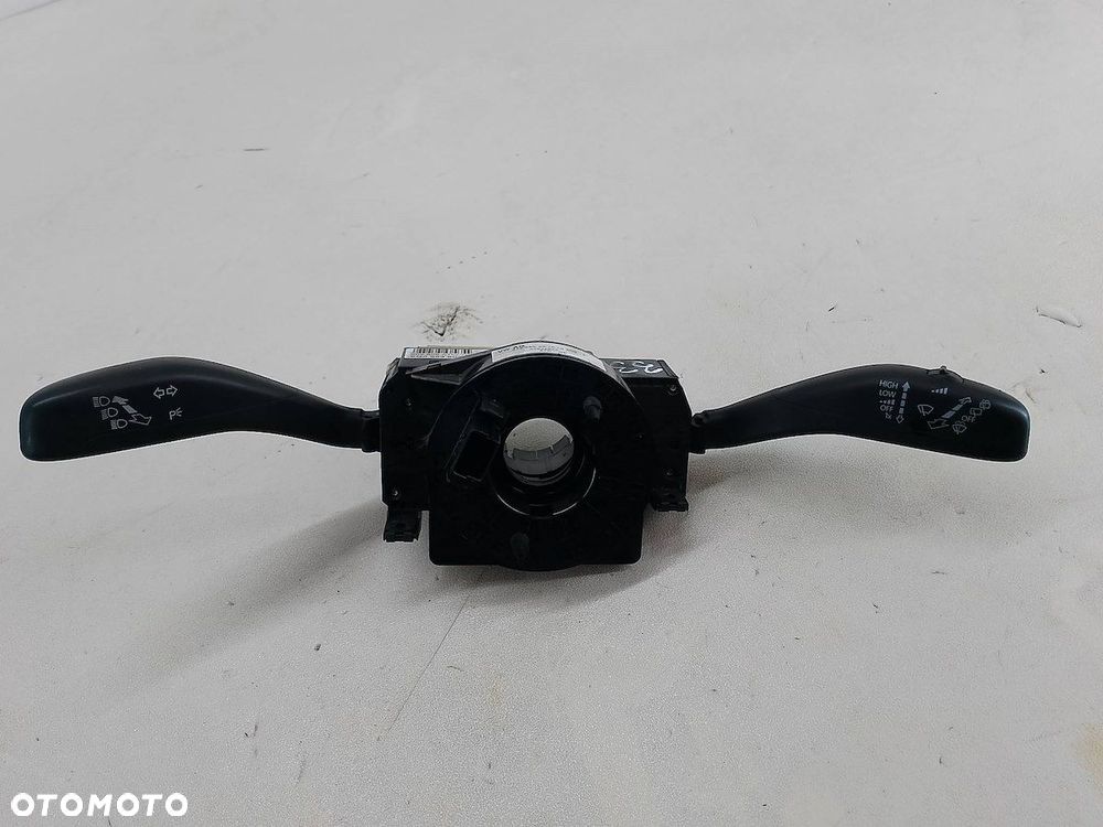 PRZEŁĄCZNIK ZESPOLONY SKODA FABIA II FL 6Q0953503DN 204.808 279.950 - 1