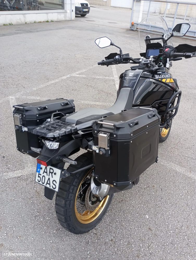 Suzuki v-strom - 12