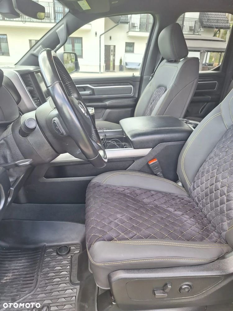 RAM 1500 - 8