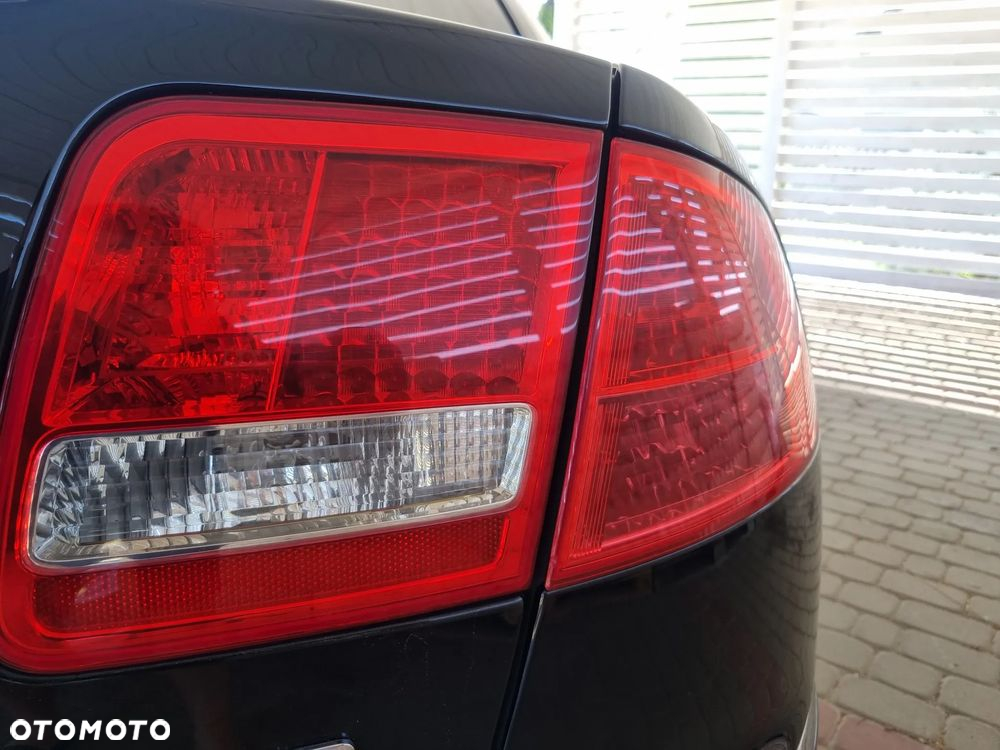 Audi S8 5.2 FSI Quattro - 13