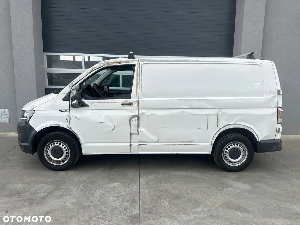 Volkswagen Transporter - 1