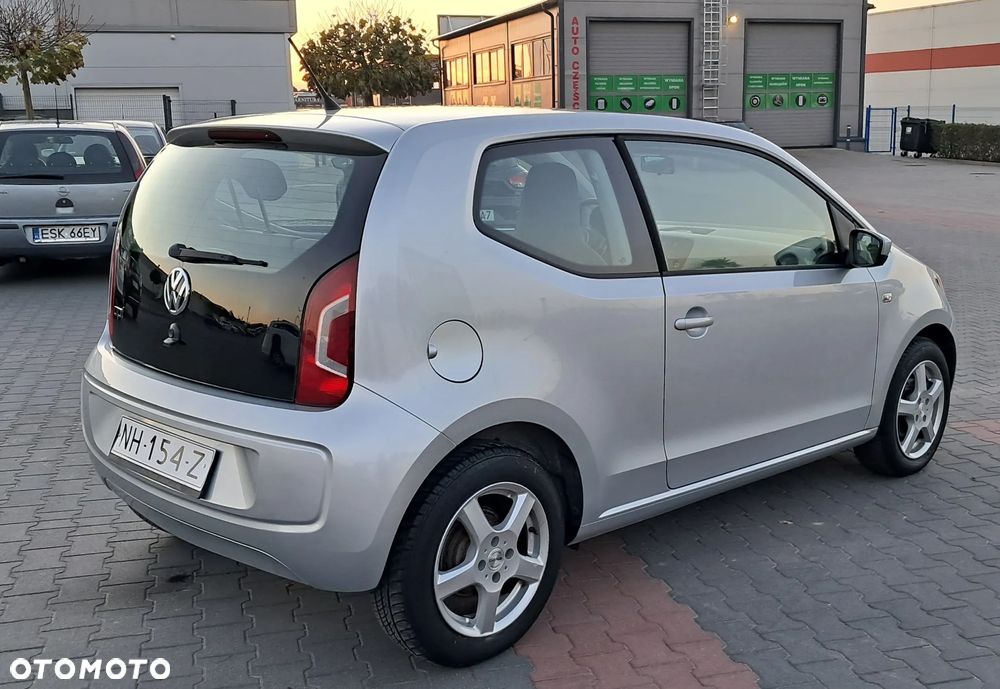 Volkswagen up! 1.0 high EU6 - 4