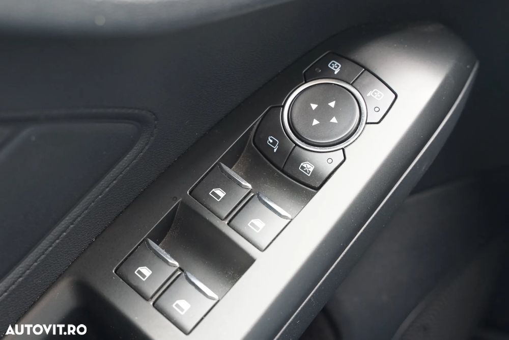 Ford Focus - 19