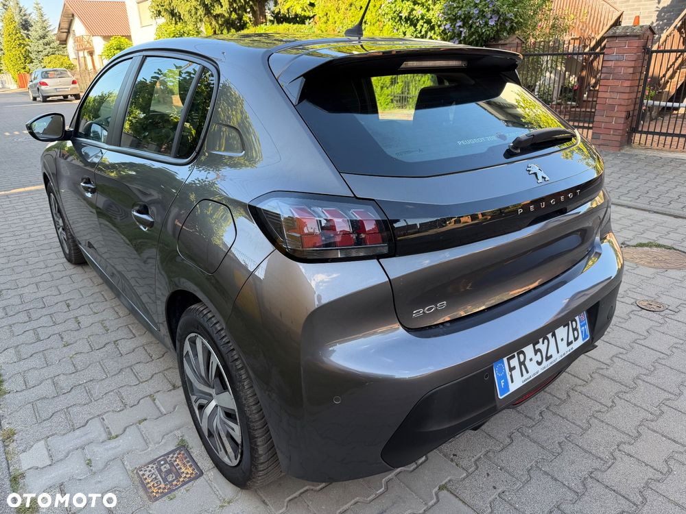 Peugeot 208 PureTech 100 Allure - 31