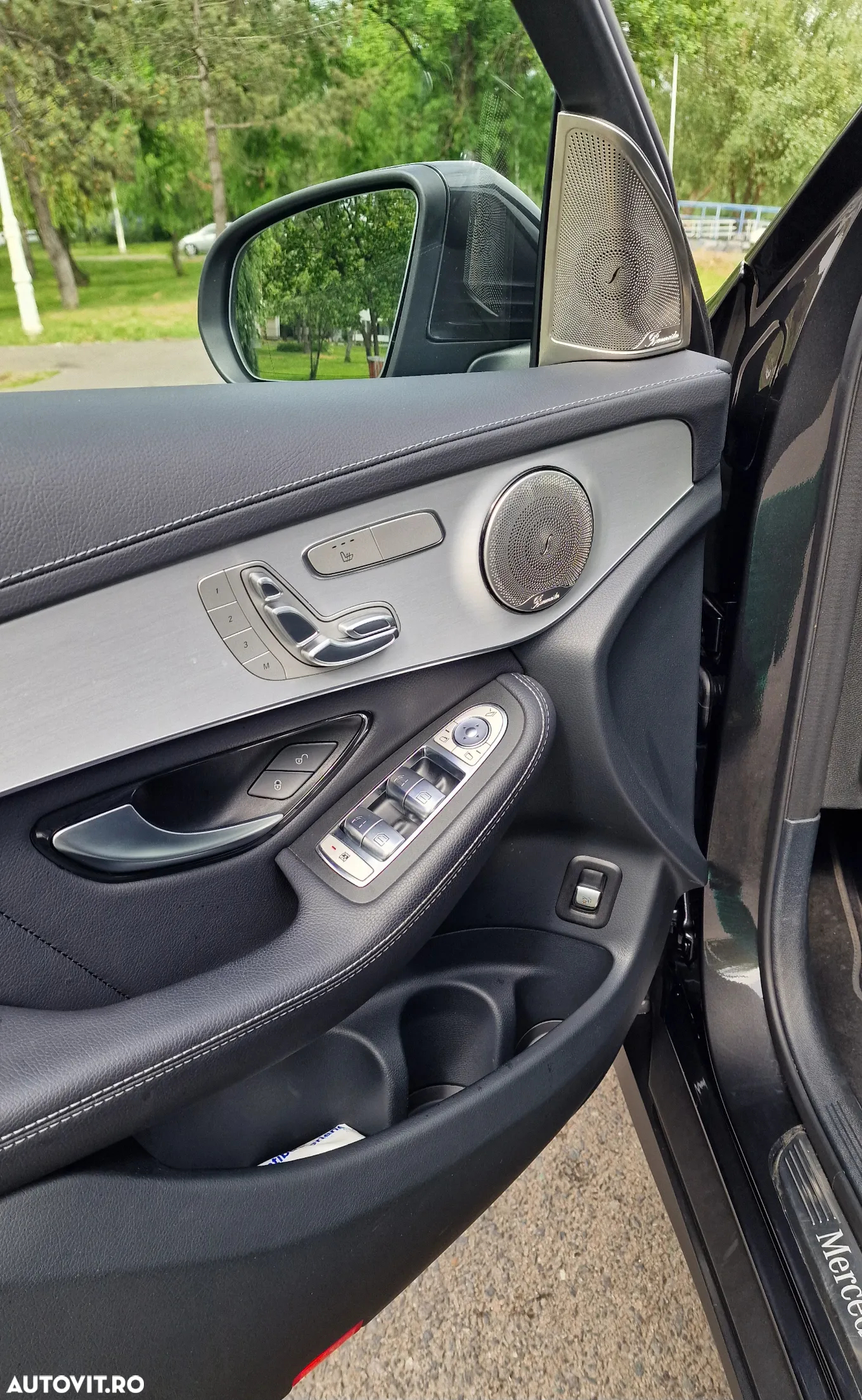 Mercedes-Benz GLC 300 d 4Matic 9G-TRONIC AMG Line - 18