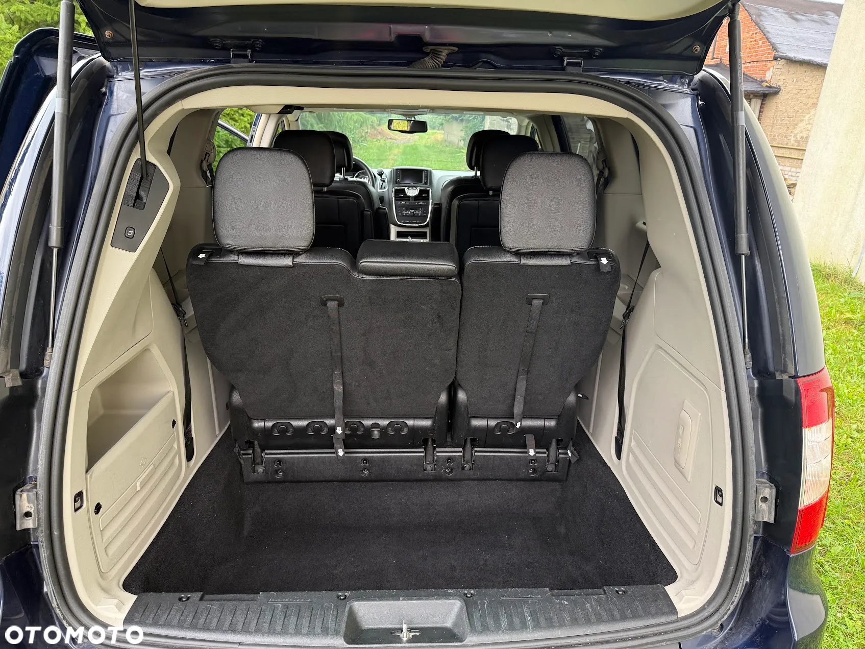 Chrysler Town & Country 3.6 Touring - 18