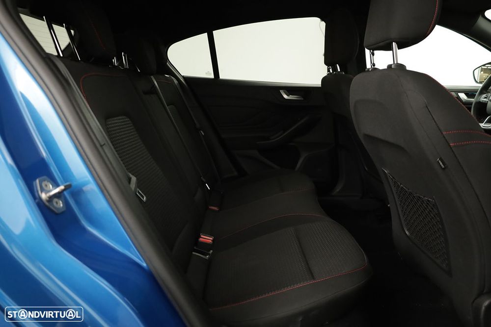 Ford Focus - 21