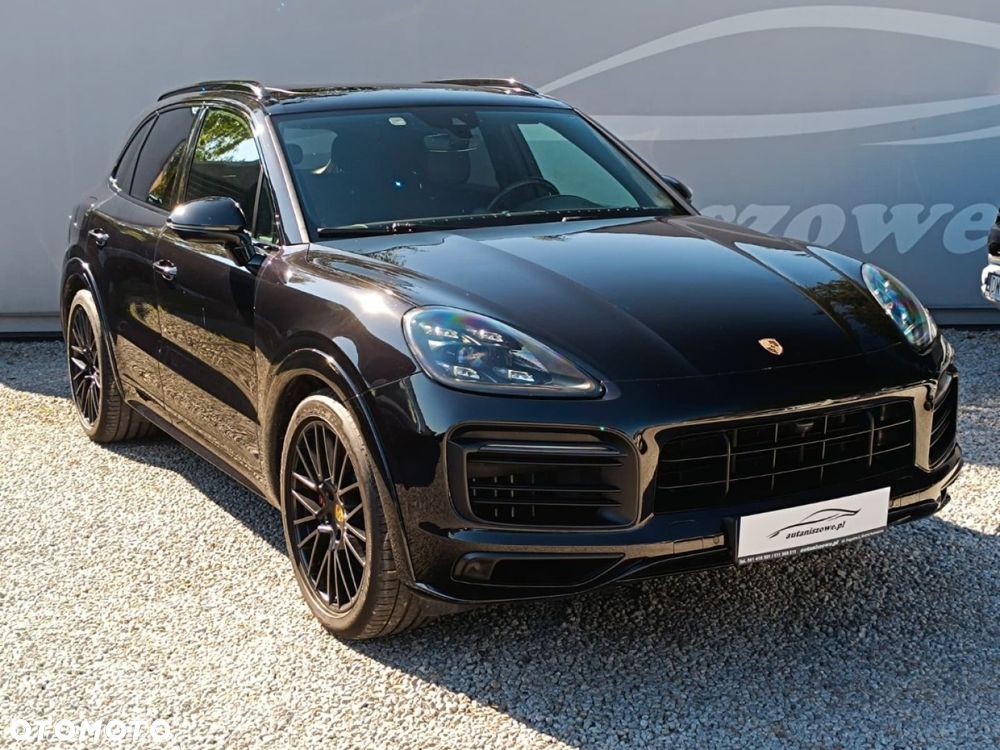 Porsche Cayenne - 12