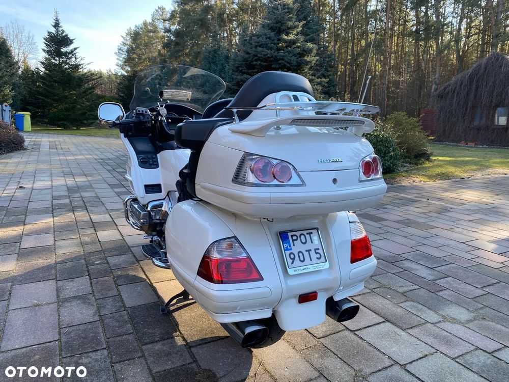 Honda GL - 22