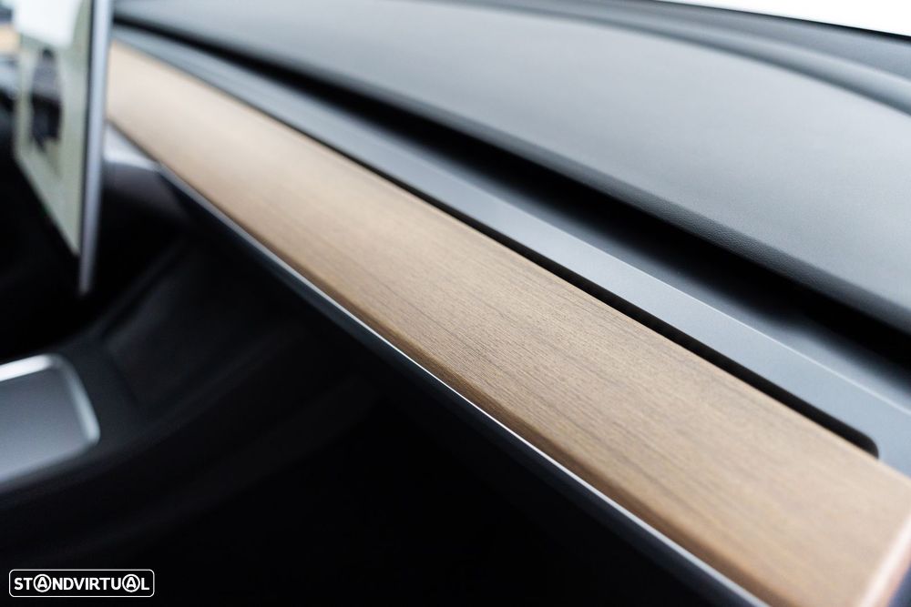 Tesla Model Y Standard - 20