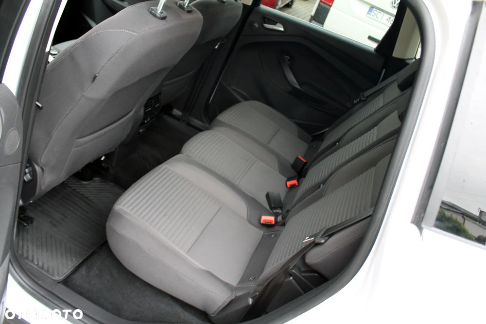 Ford C-MAX 2.0 TDCi Start-Stop-System Titanium - 14