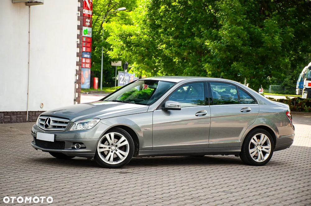 Mercedes-Benz Klasa C 200 CDI DPF Automatik Avantgarde - 12
