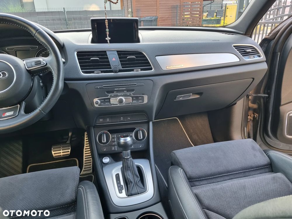 Audi Q3 2.0 TFSI Quattro Sport S tronic - 16
