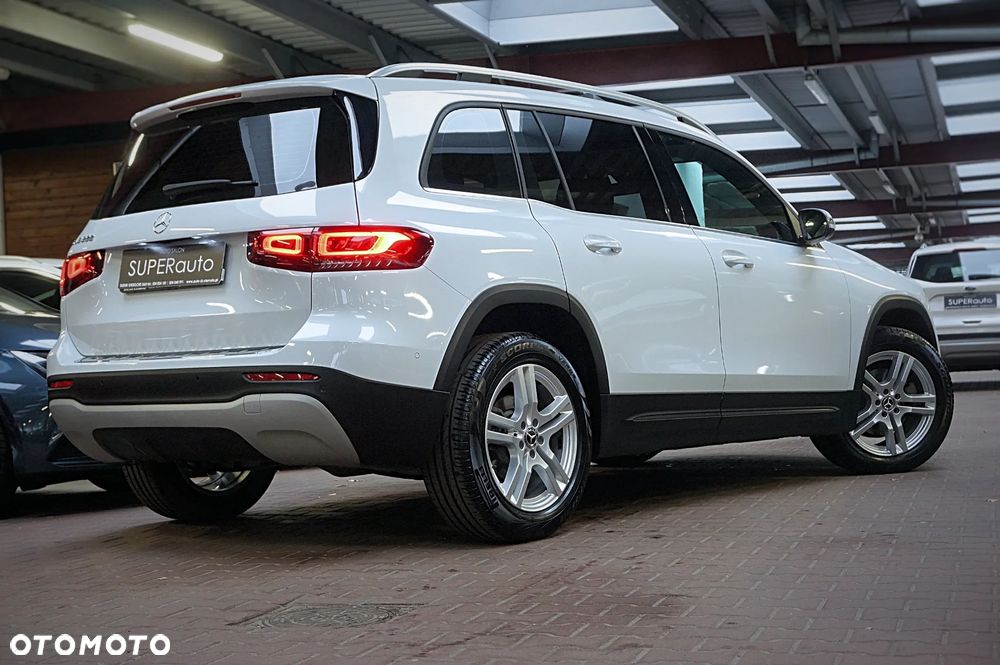 Mercedes-Benz GLB 200 7G-DCT - 12