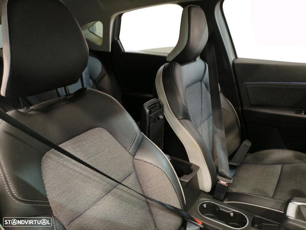 Renault Captur 1.0 TCe Techno Bi-Fuel - 4