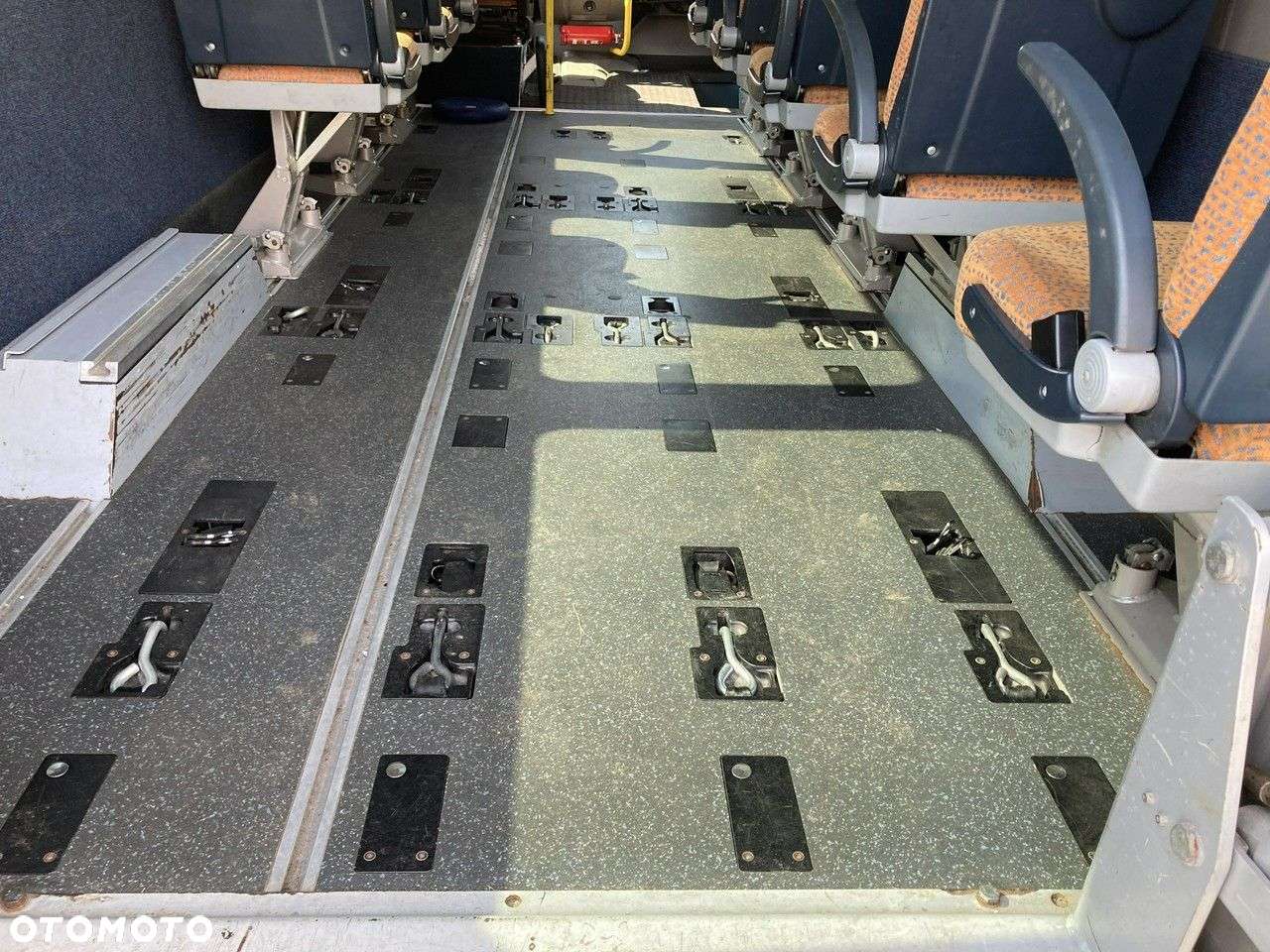 Mercedes-Benz Sprinter - 39