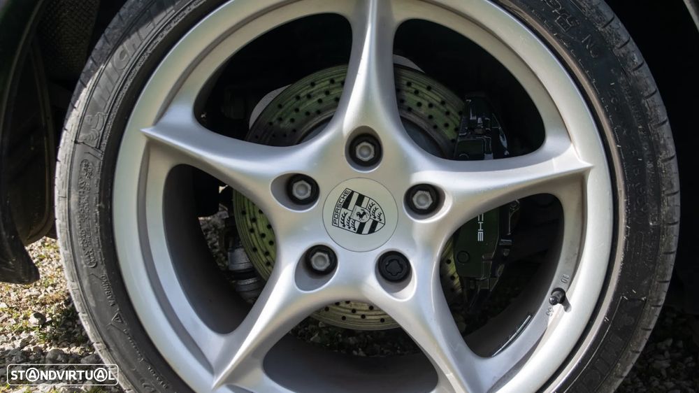 Porsche 911 (996) Carrera Cabrio - 19