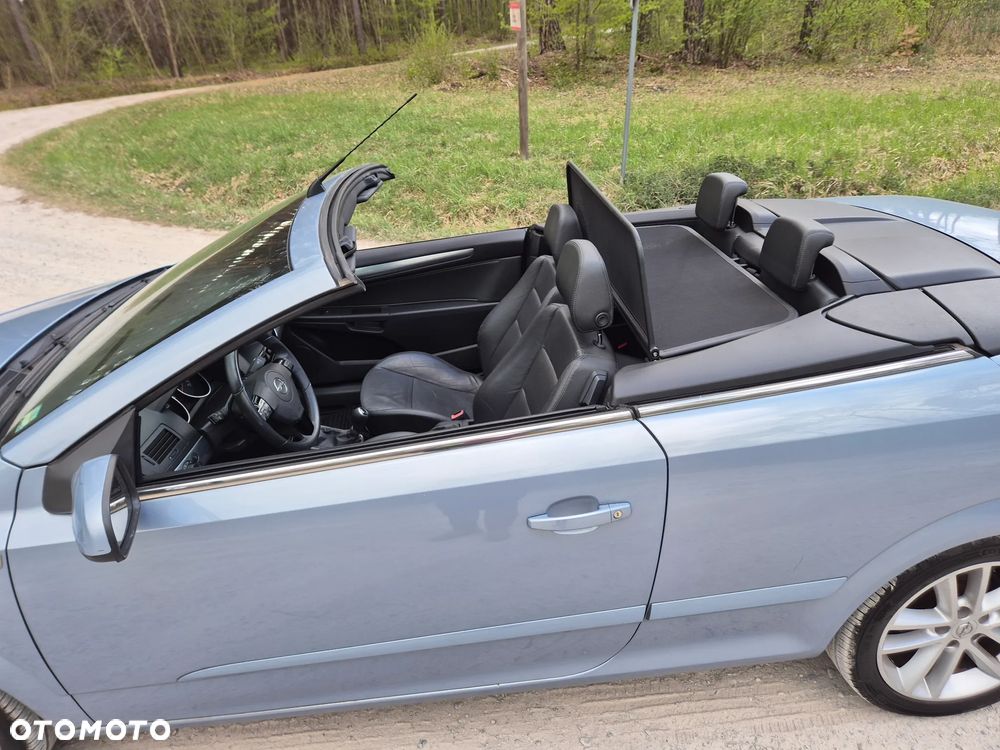 Opel Astra 1.8 Cosmo - 20