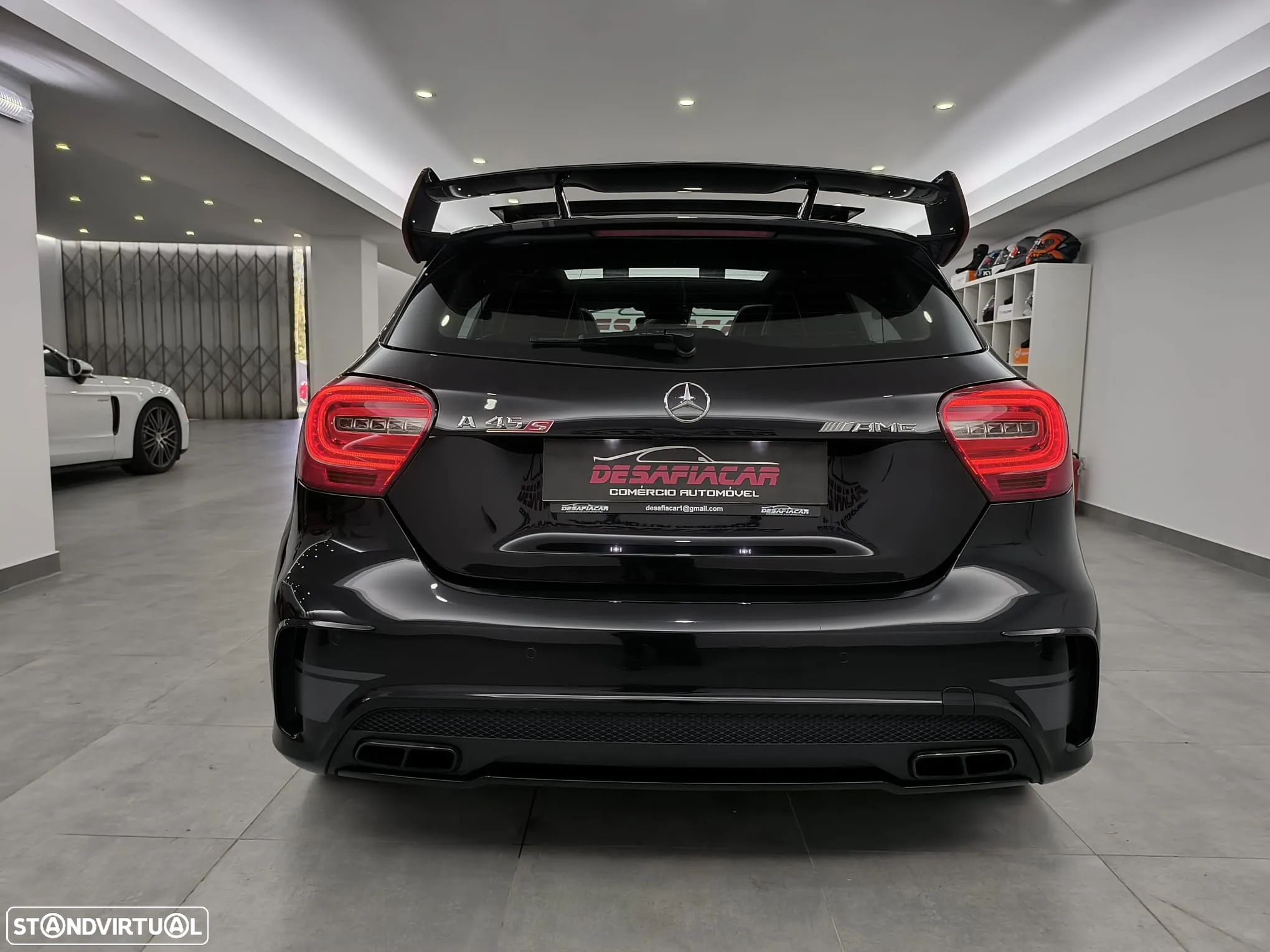 Mercedes-Benz A 45 AMG 4Matic Speedshift 7G-DCT - 14