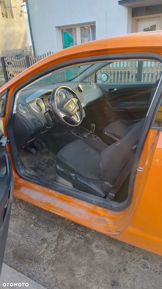 Seat Ibiza SC 1.6 16V Style - 6