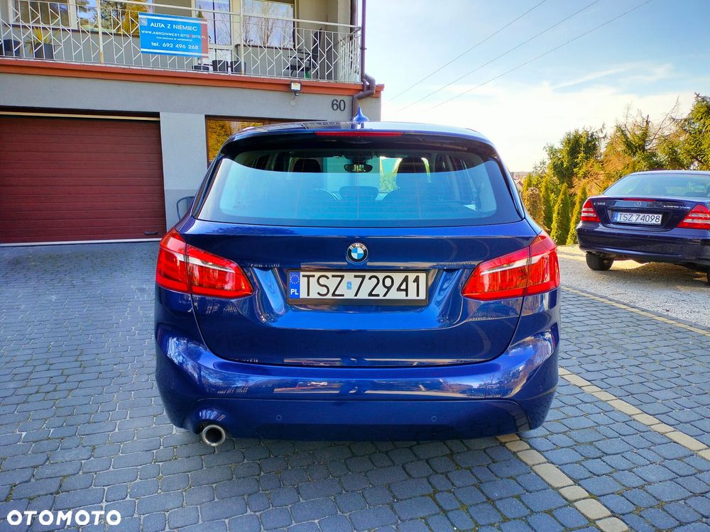 BMW Seria 2 218i - 6