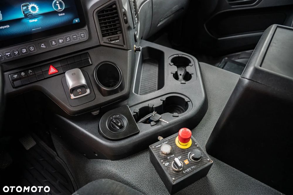 Mercedes-Benz Arocs 3746 MP5 10m3 rok 2022 Putzmeister - 27