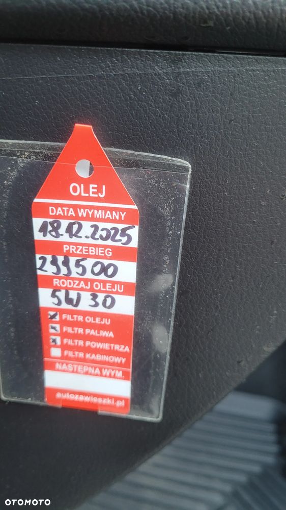 Mitsubishi Outlander - 19