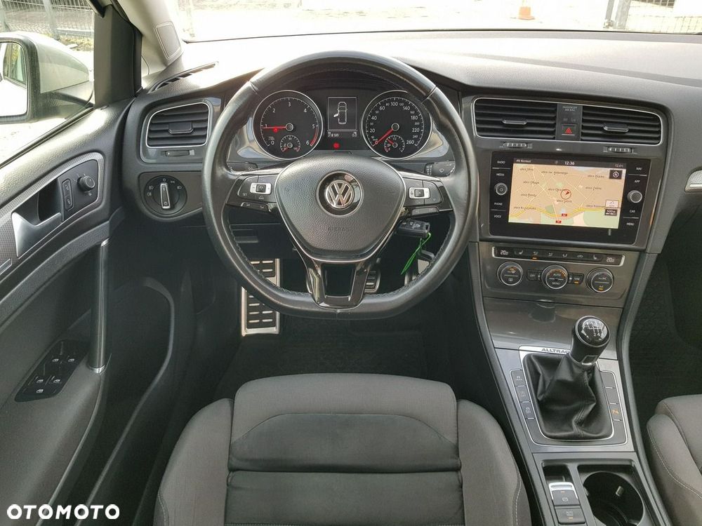 Volkswagen Golf Variant 2.0 TDI 4Motion (BlueMotion Tech) Highline - 13