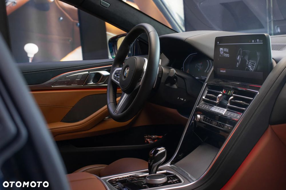 BMW Seria 8 - 13