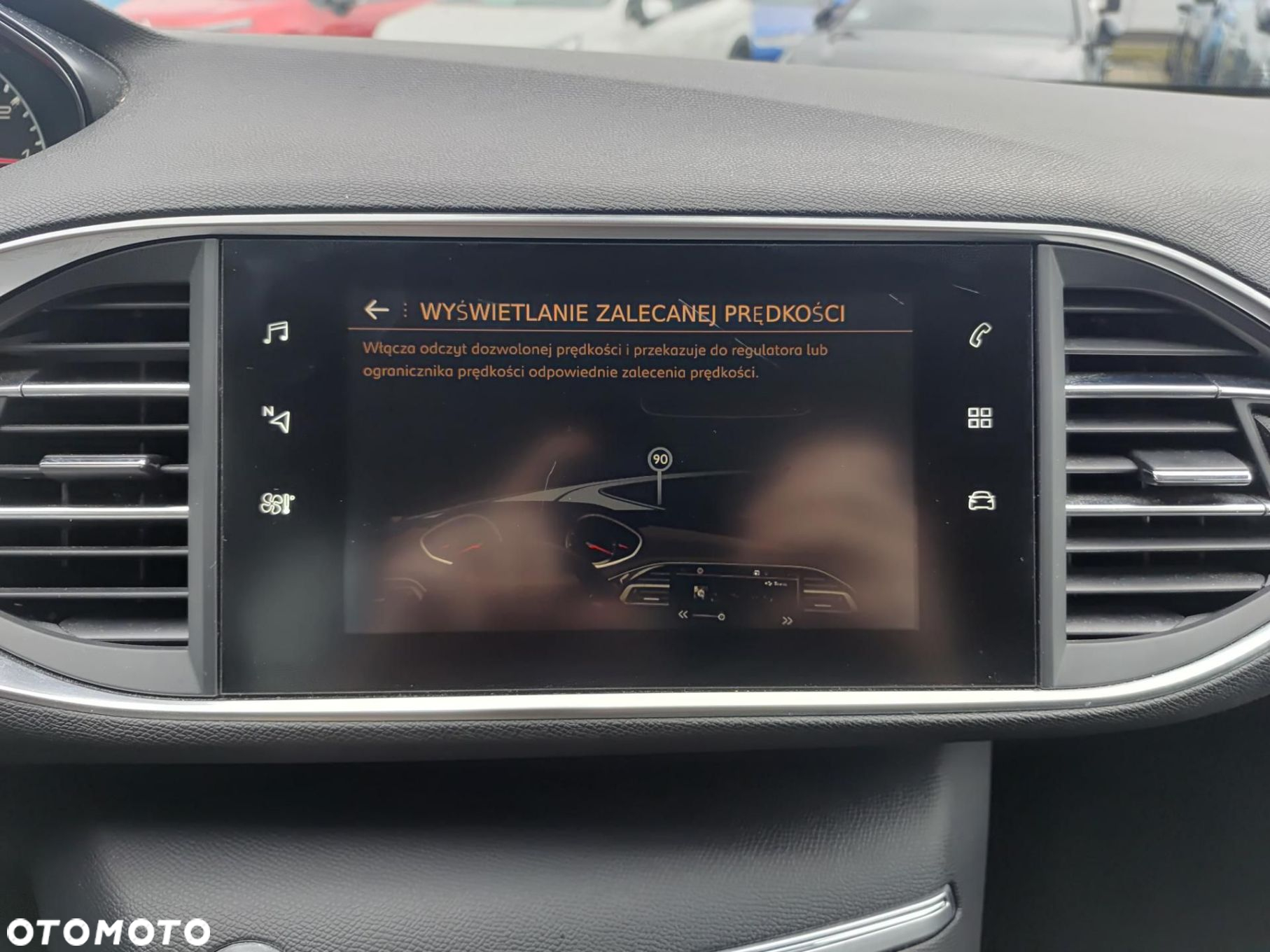Peugeot 308 1.2 PureTech Active Pack S&S EAT8 - 34