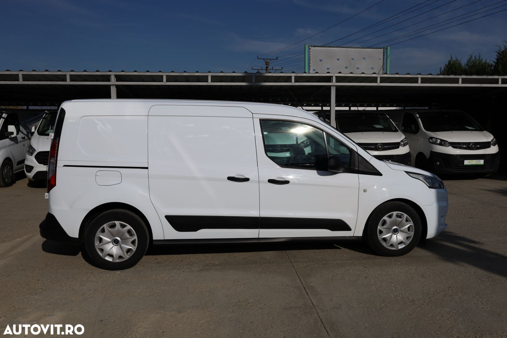 Ford Transit Connect - 8