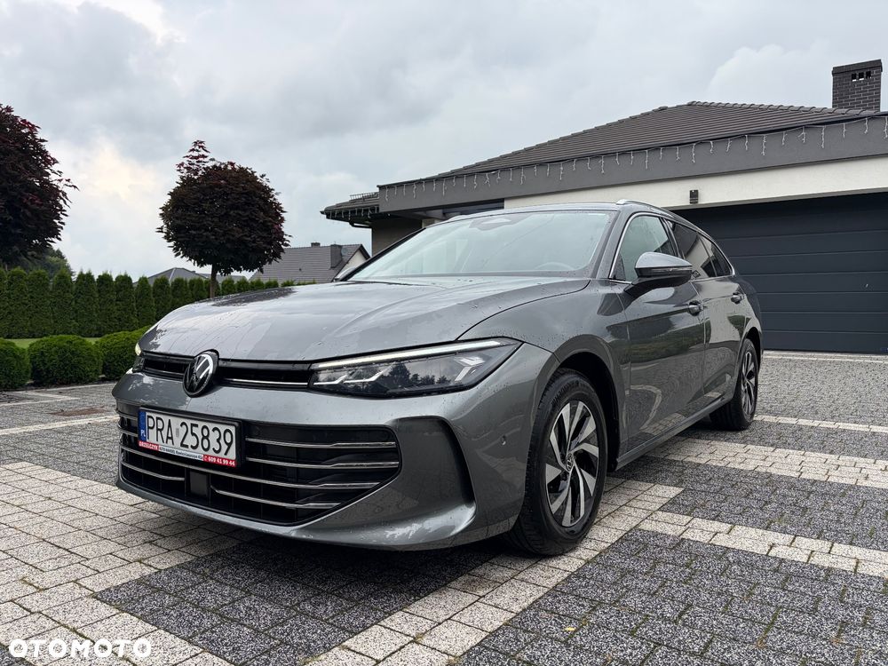 Volkswagen Passat 2.0 TDI SCR DSG Business - 1