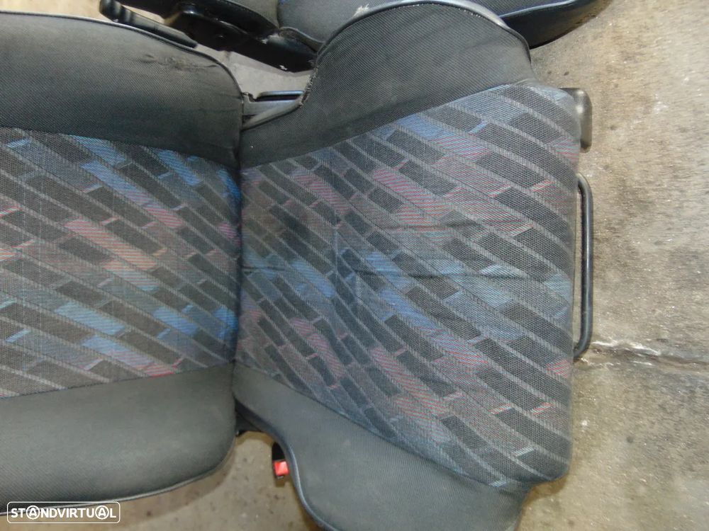 Opel Frontera A bancos - 4