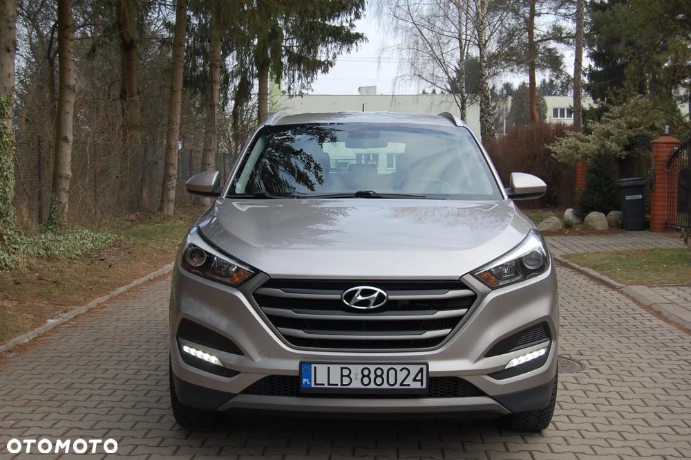 Hyundai Tucson blue 1.7 CRDi 2WD Intro Edition - 33