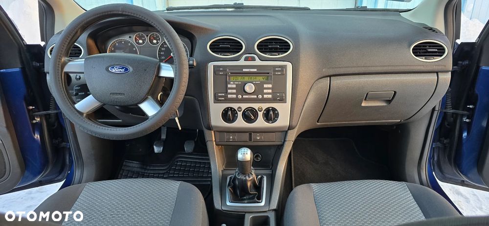 Ford Focus 1.6 16V Sport - 5
