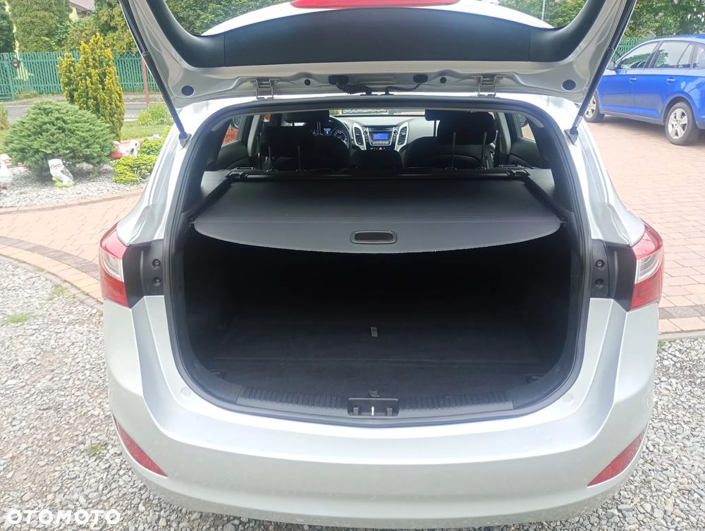 Hyundai i30 1.6 CRDi Classic - 8