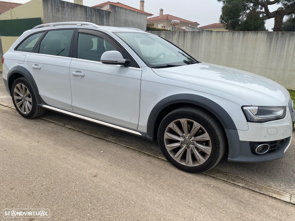 Audi A4 Allroad 2.0 TDI quattro S tronic - 2