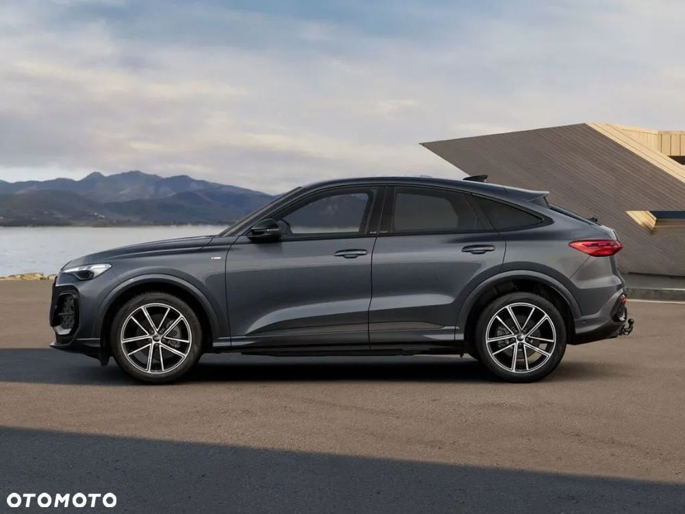 Audi Q5 Sportback - 2