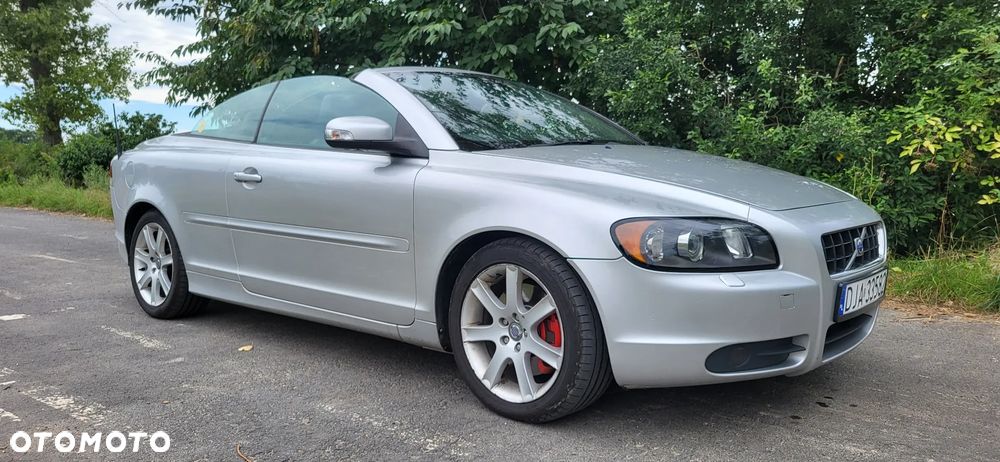 Volvo C70 2.0D Momentum - 18